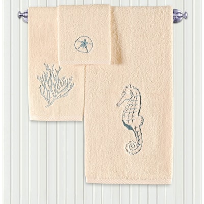 Natural Shells Bath Towel