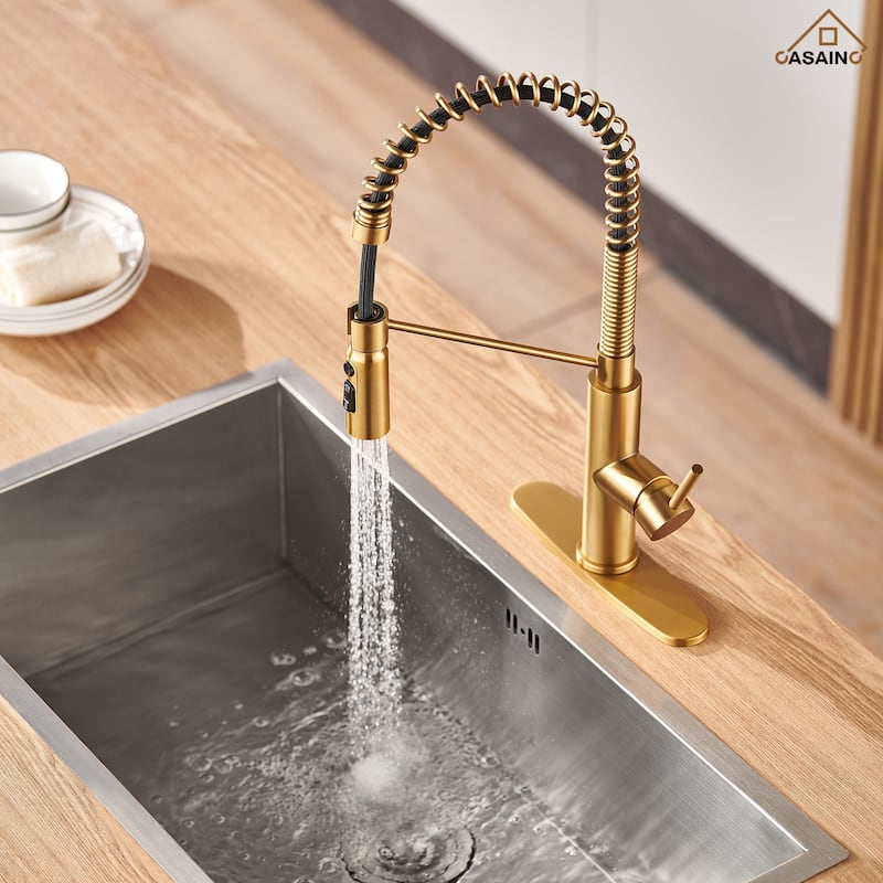 Single Handle Pull Down Sprayer Kitchen Faucet