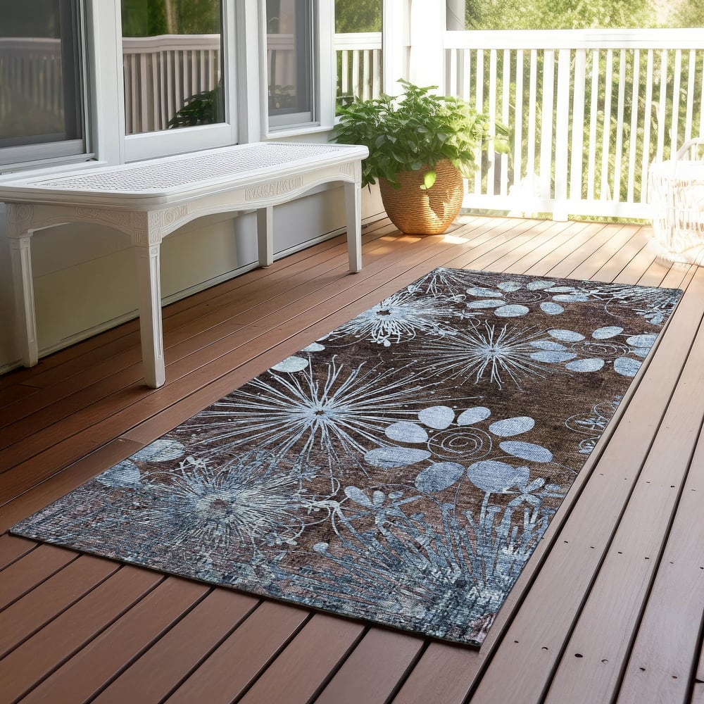 Machine Washable Indoor/ Outdoor Floral Geo Chantille Rug
