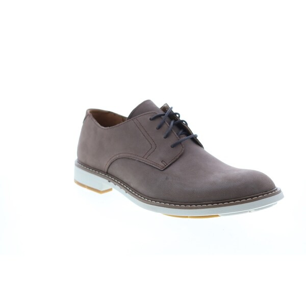 clarks plain toe oxford