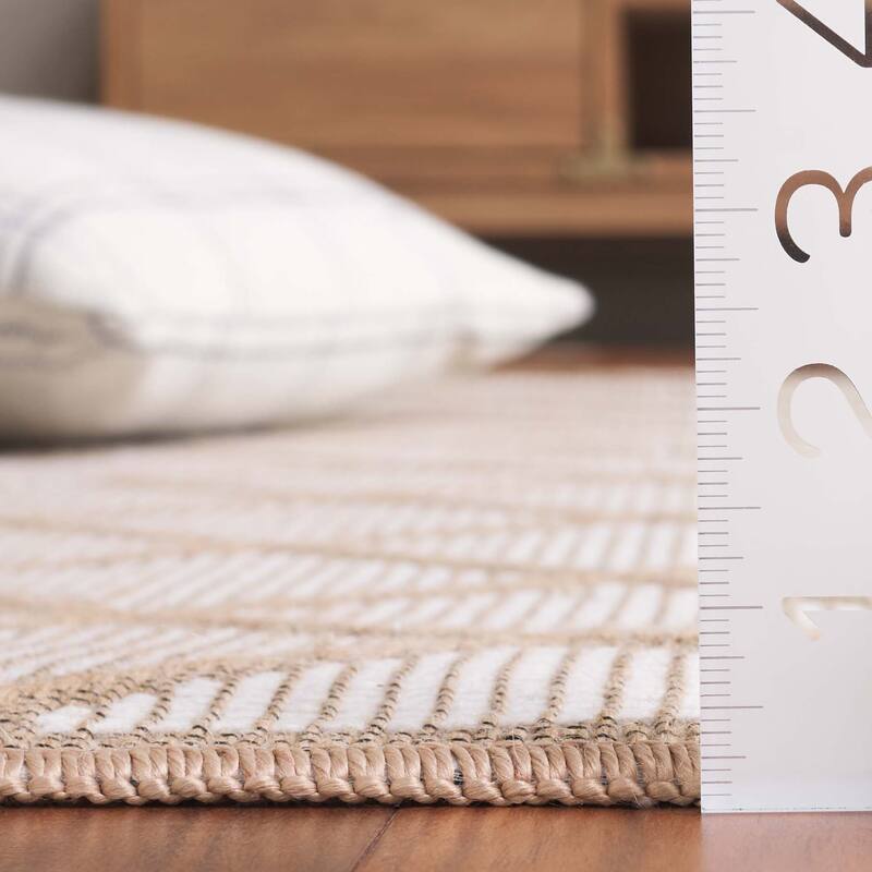 SAFAVIEH Aspect Muireann Rustic Moroccan Jute Rug