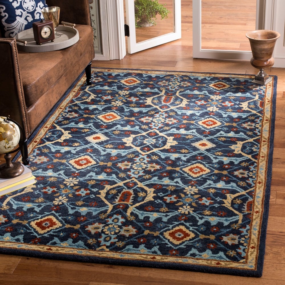 SAFAVIEH Handmade Heritage Knot Traditional Oriental Wool Rug