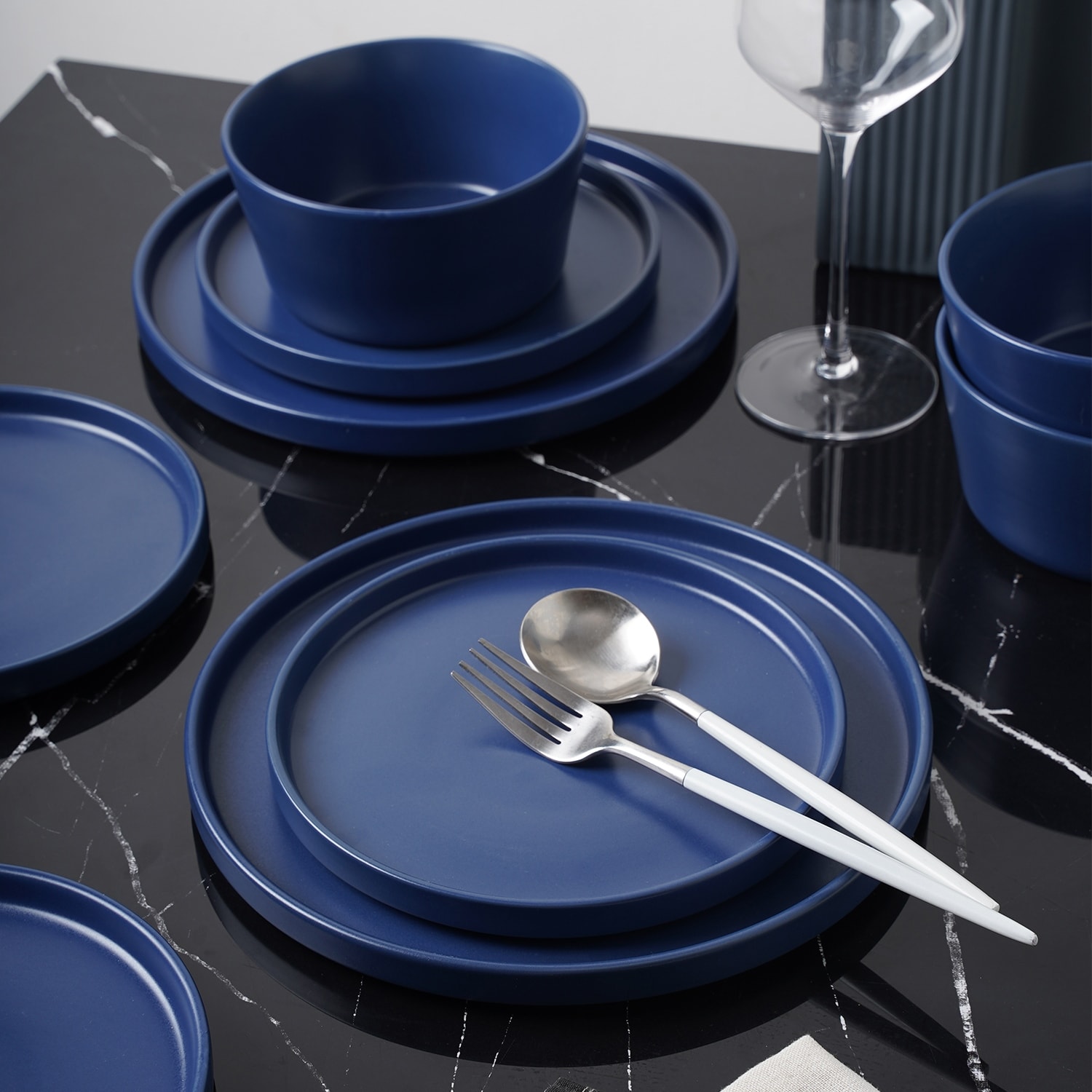 Dinnerware set service for 8 hot sale