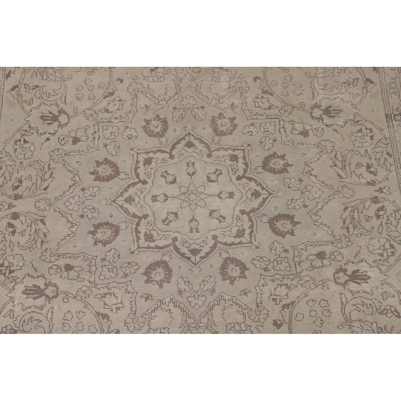 Traditional Tabriz Persian Vintage Rug Hand-Knotted Beige Wool Carpet - 6'6"x 9'7"