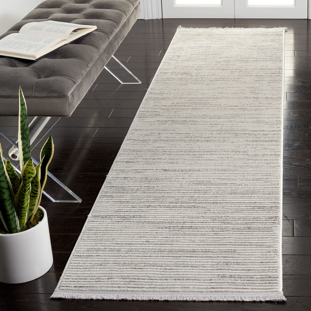 SAFAVIEH Whisper Quinty Contemporary Stripe Fringe Rug
