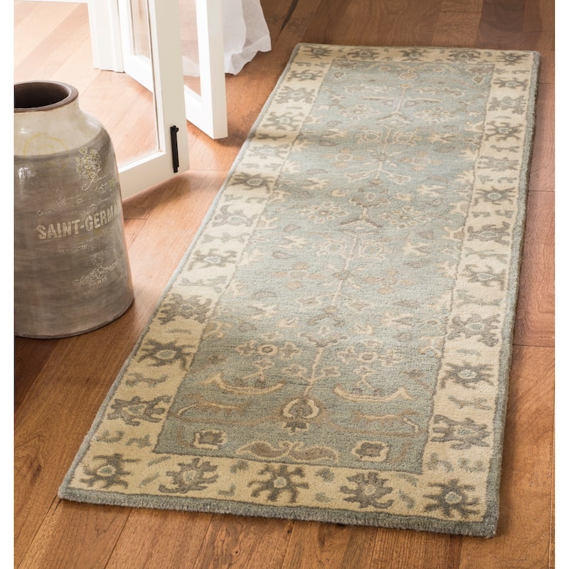 SAFAVIEH Handmade Royalty Alyssia Traditional Oriental Wool Rug - 2'3" x 7' Runner - Slate/Cream