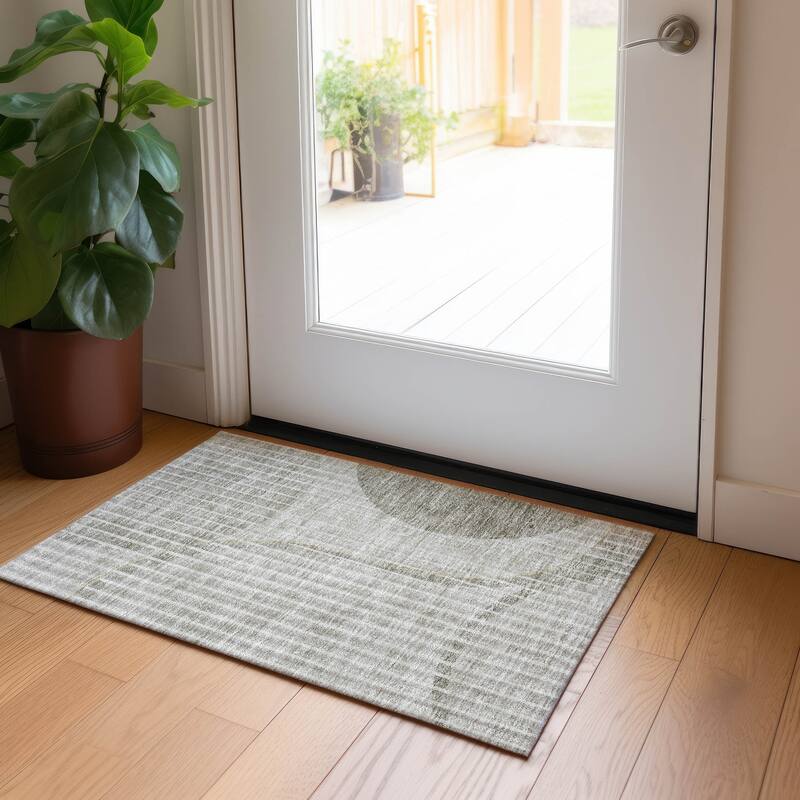 Machine Washable Indoor/ Outdoor Chantille Contemporary Rug - Taupe - 1'8" x 2'6"