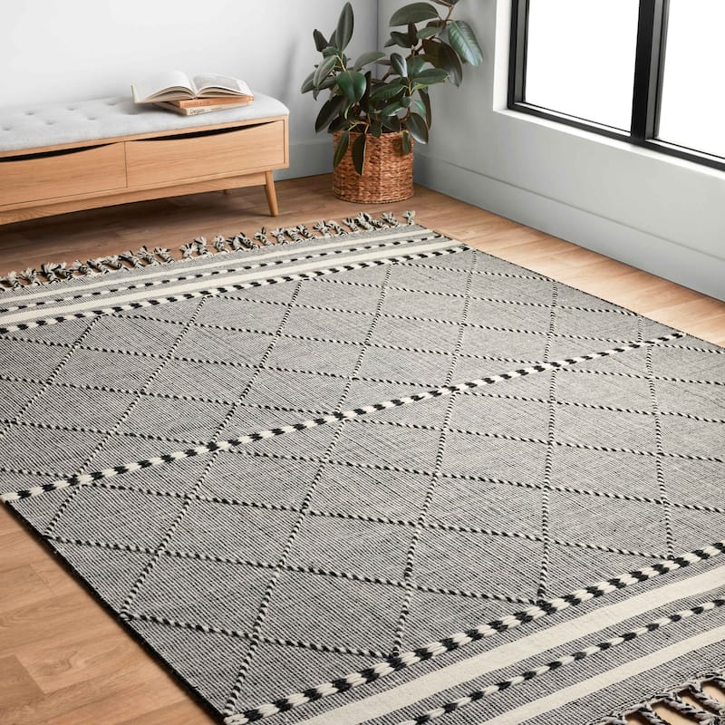 Alexander Home Isaiah Global Hand Loomed Geometric Wool Rug - 5'-0" x 7'-6" - Black