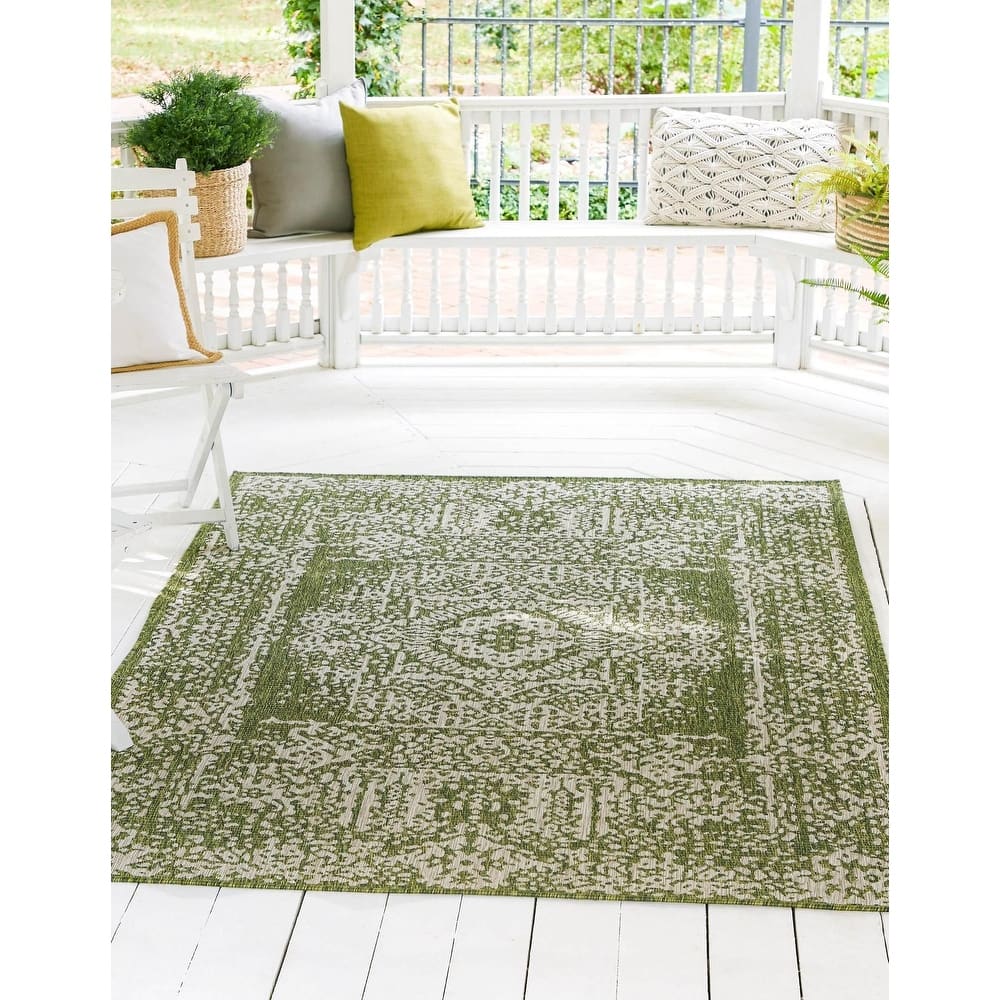 Outdoor Nirie Collection Area Rug