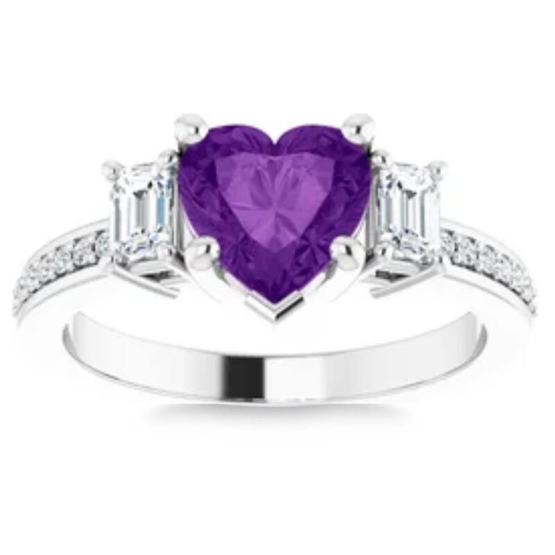 7mm Amethyst Vintage Diamond Heart Shape Accent Ring in White or Yellow Gold