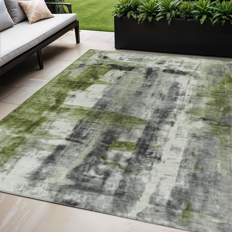 HomeRoots Abstract Transitional Rectangle Outdoor Rug - 5' X 8'