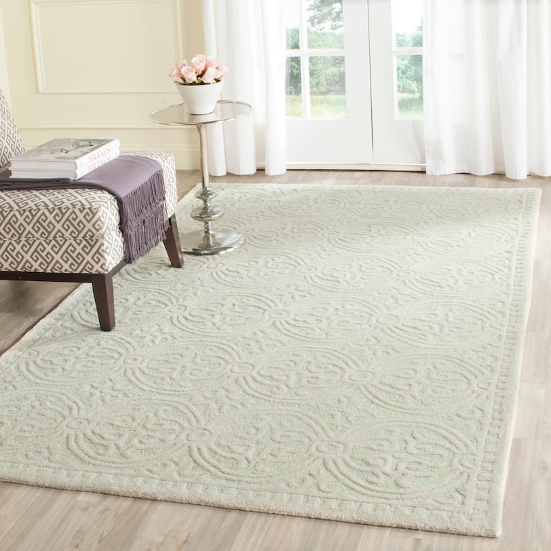 SAFAVIEH Handmade Cambridge Myrtis Moroccan Wool Rug - 8' x 10' - Light Green/Ivory - Rectangle