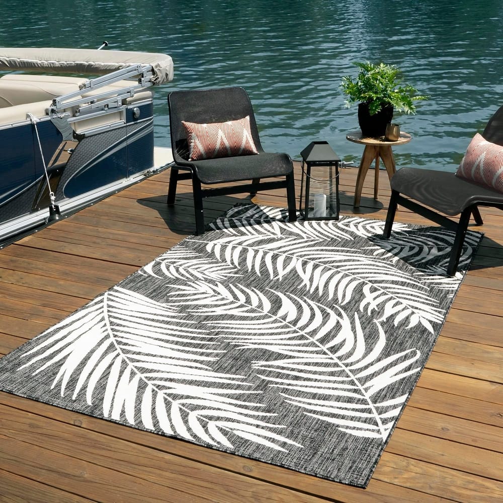 Outdoor Turgh Collection Area Rug
