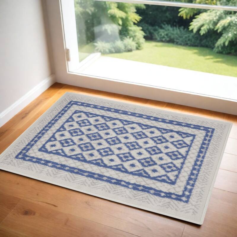 Buri Power Loomed Distressed Geometric Modern Stain Resistant Area Rug By HomeRoots - 60' X '36' X '0.39 - 60' X '36' X '0.39 - Oxford Blue - Rectangle