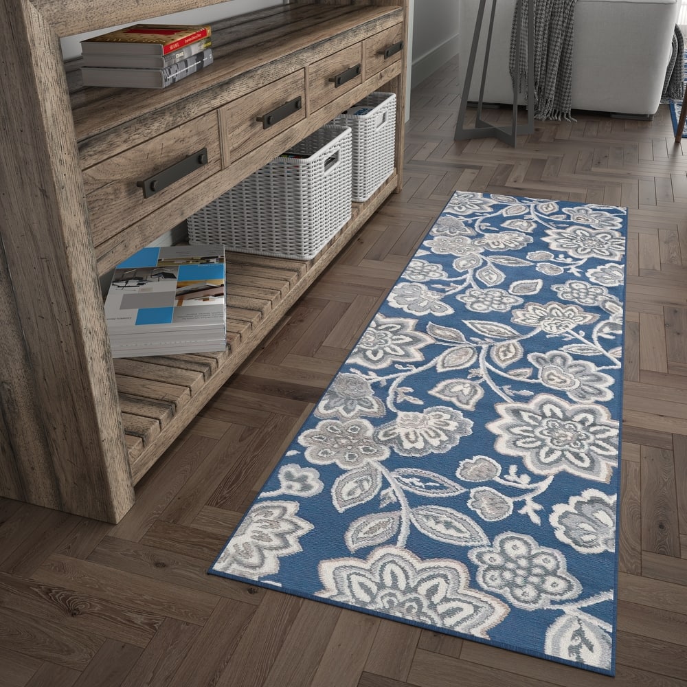 Carrington Transitional Floral & Botanical Indoor Area Rug