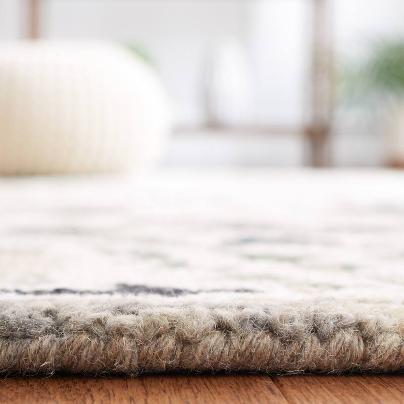 SAFAVIEH Handmade Aspen Sanije Boho Wool Rug