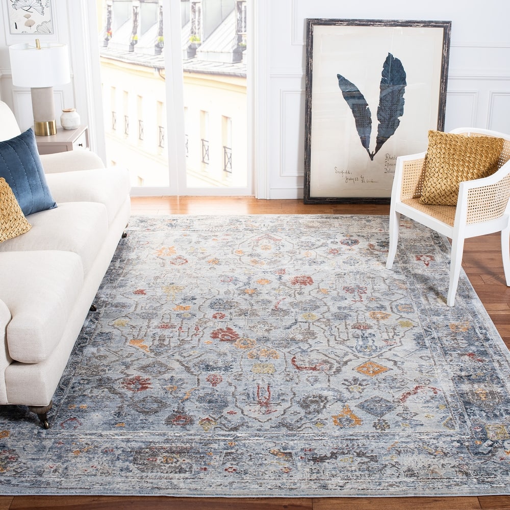 SAFAVIEH History Monique Distressed Rug