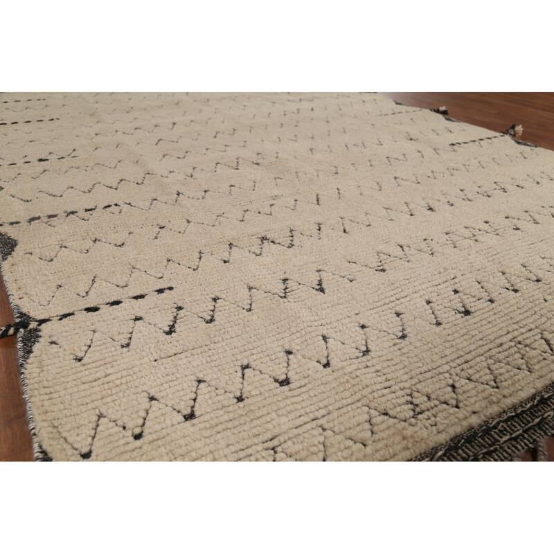 Chevron Style Moroccan Area Rug Hand-Knotted Wool Carpet - 6'3"x 9'8"