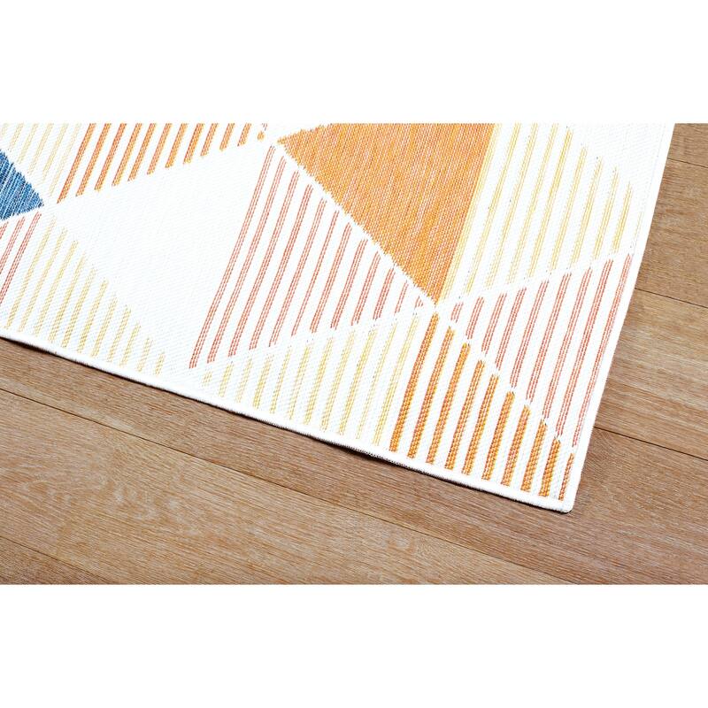 Terra by Obeetee Plaza Triangles Rug
