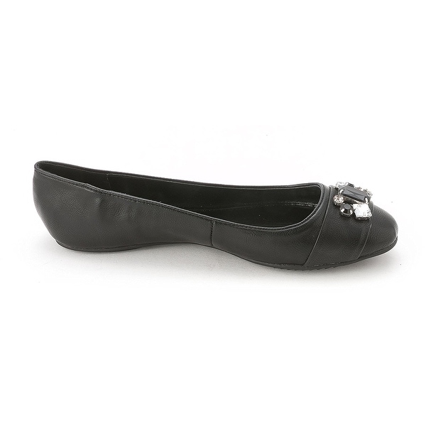 unlisted ballet flats