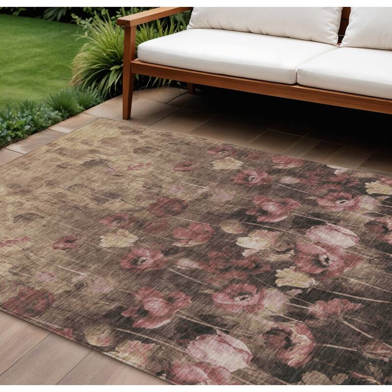 HomeRoots Floral Transitional Rectangle Outdoor Rug - 8' X 10'