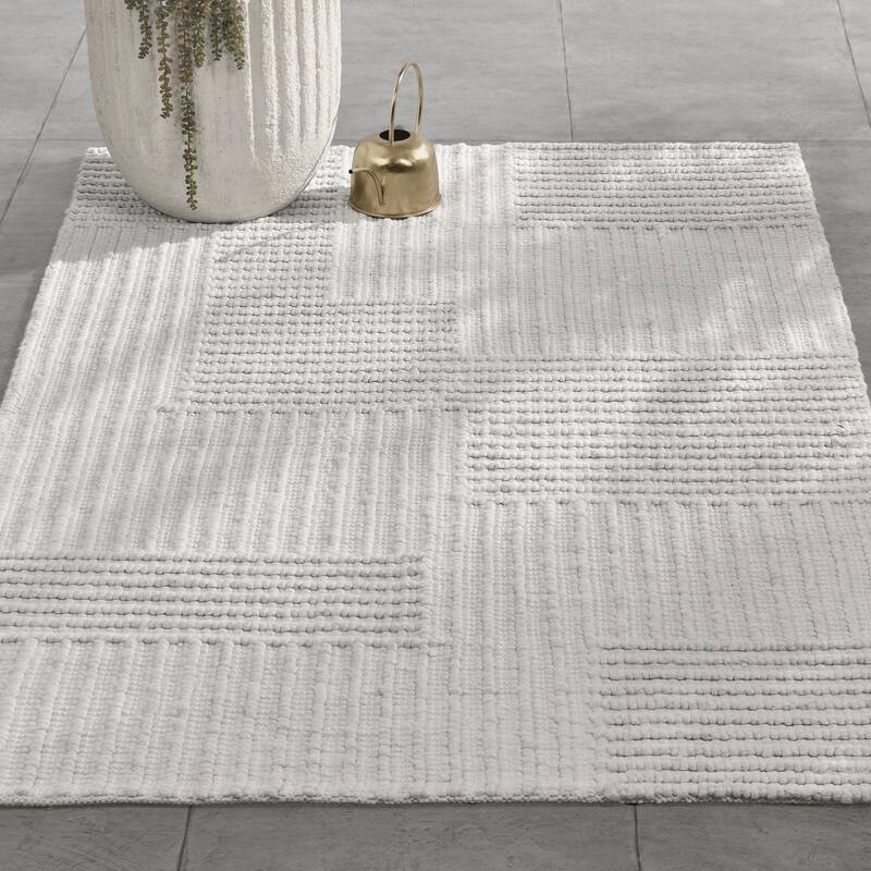 Villa by Classic Home Clayton Recycled Fabric Accent Rug - 8x10 - Ivory