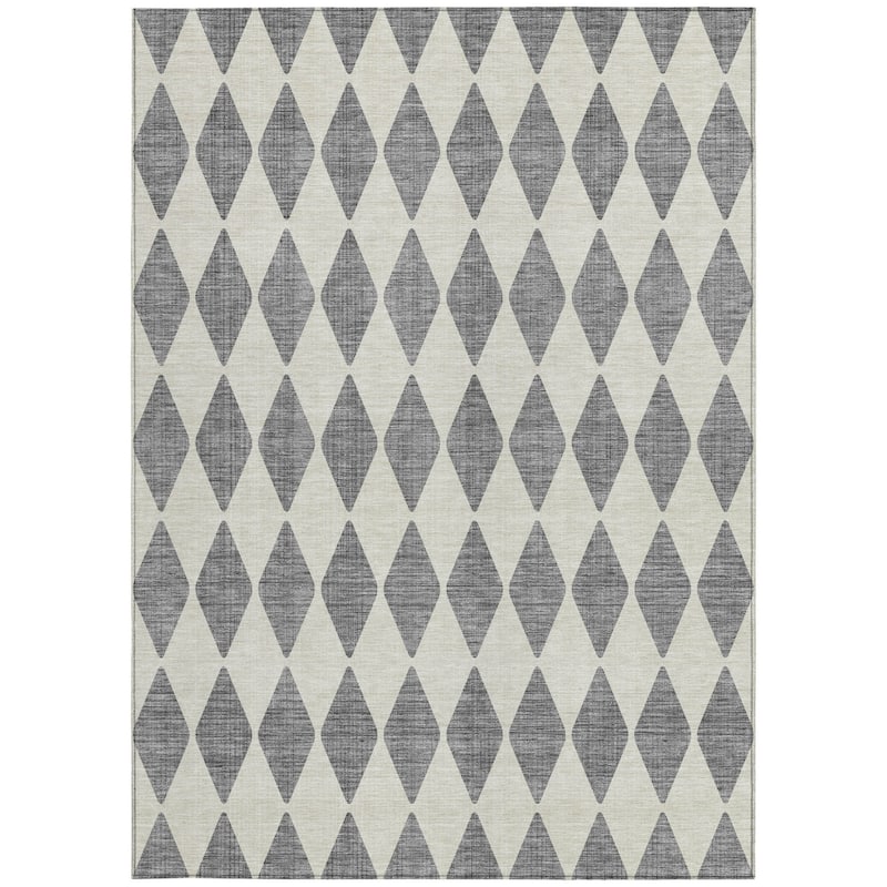 HomeRoots Geometric Transitional Rectangle Outdoor Rug