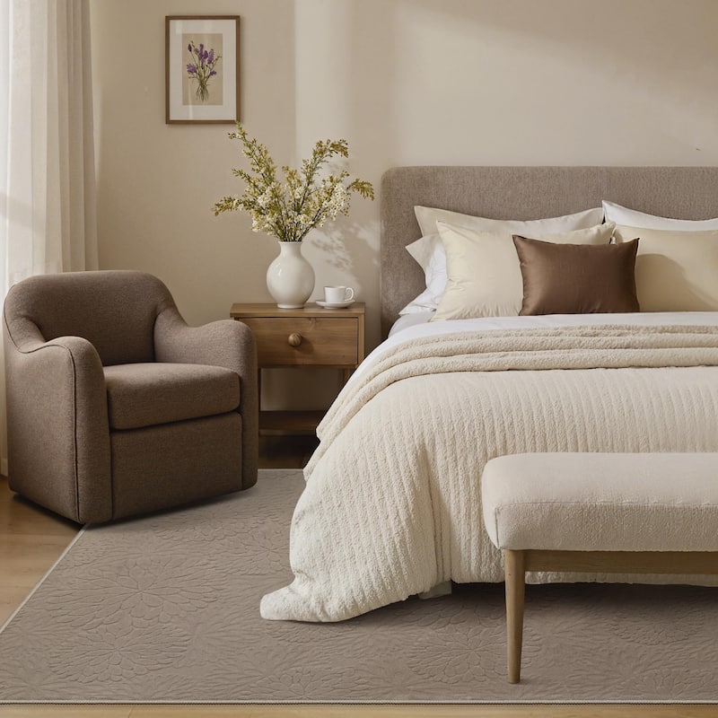 Mcow High-Low Textured Plush Washable Non-Slip Area Rug