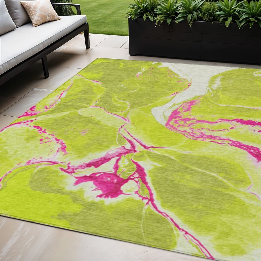 HomeRoots Abstract Transitional Rectangle Outdoor Rug