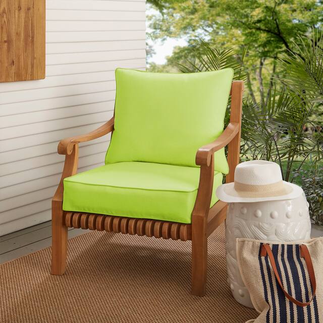 Sunbrella Indoor/ Outdoor Deep Seating Cushion and Pillow Set