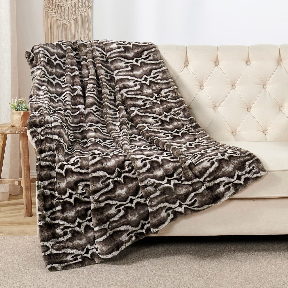 Tip Printing Light Fauxfur Throw