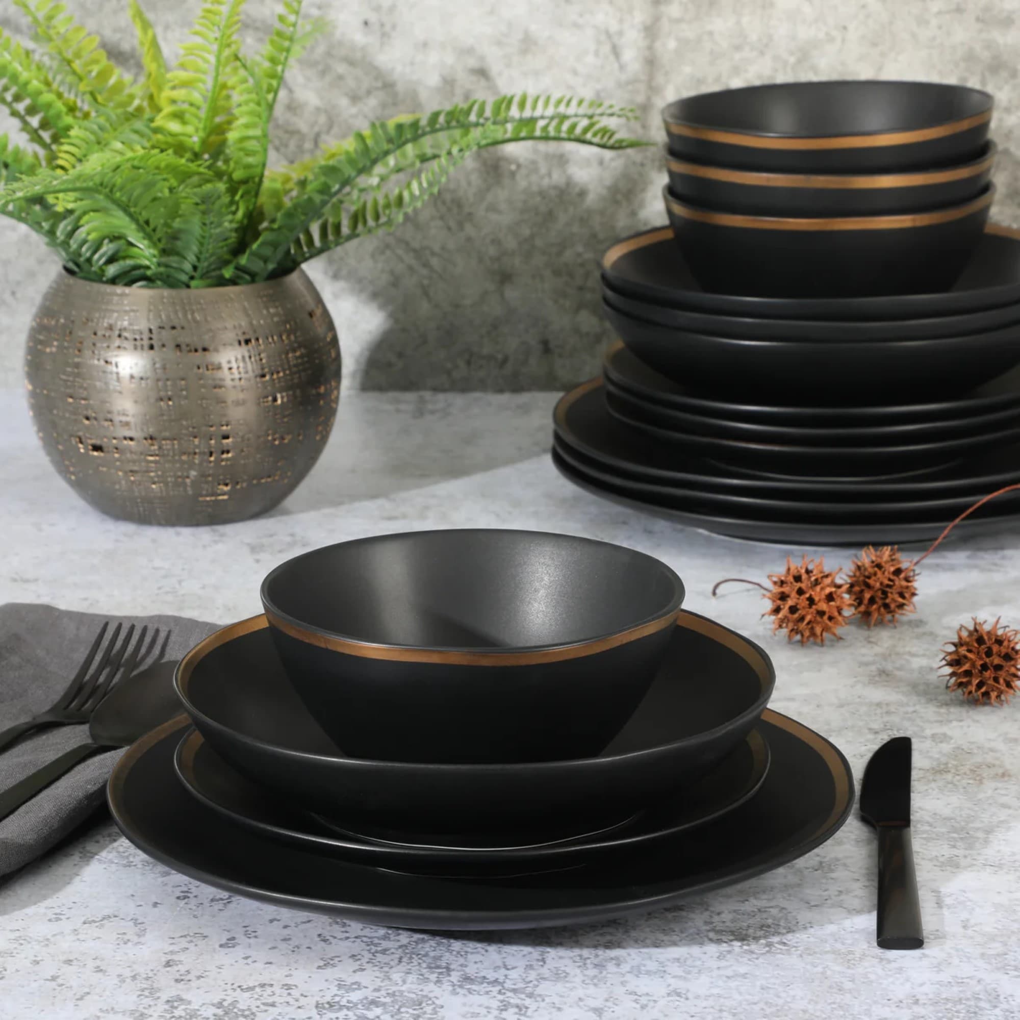 Black porcelain dinnerware clearance