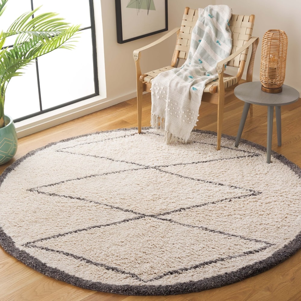 SAFAVIEH Handmade Casablanca Shag Oonagh Tribal Wool Rug