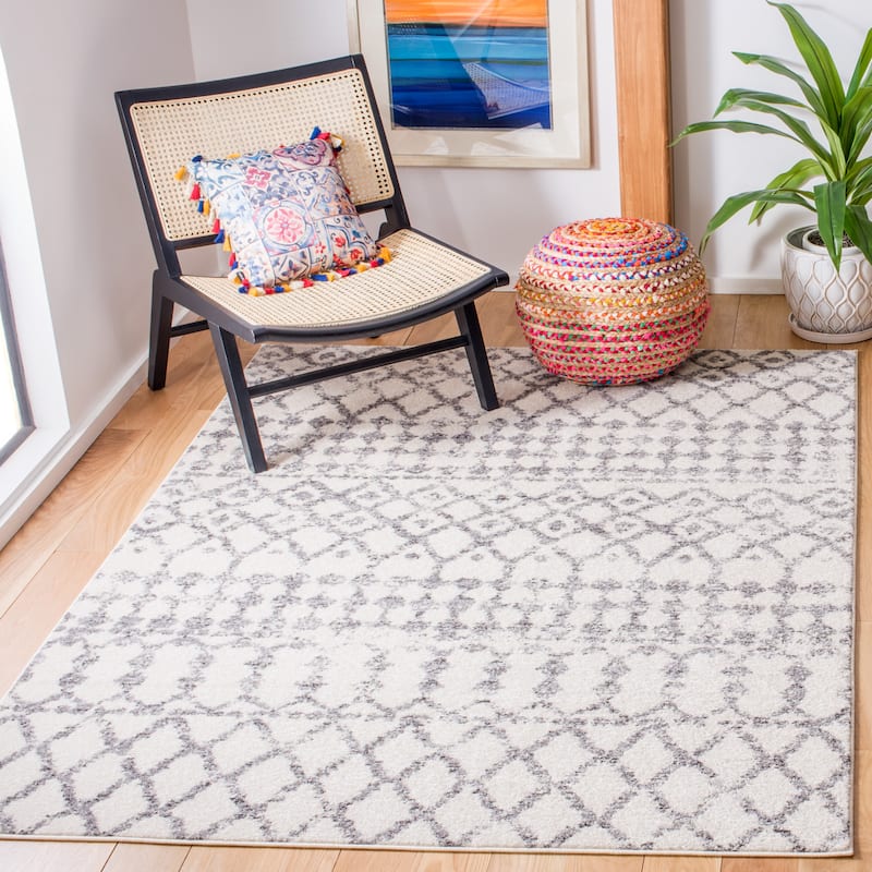 SAFAVIEH Tulum Agnese Moroccan Boho Rug - 8' x 10' - Ivory/Grey