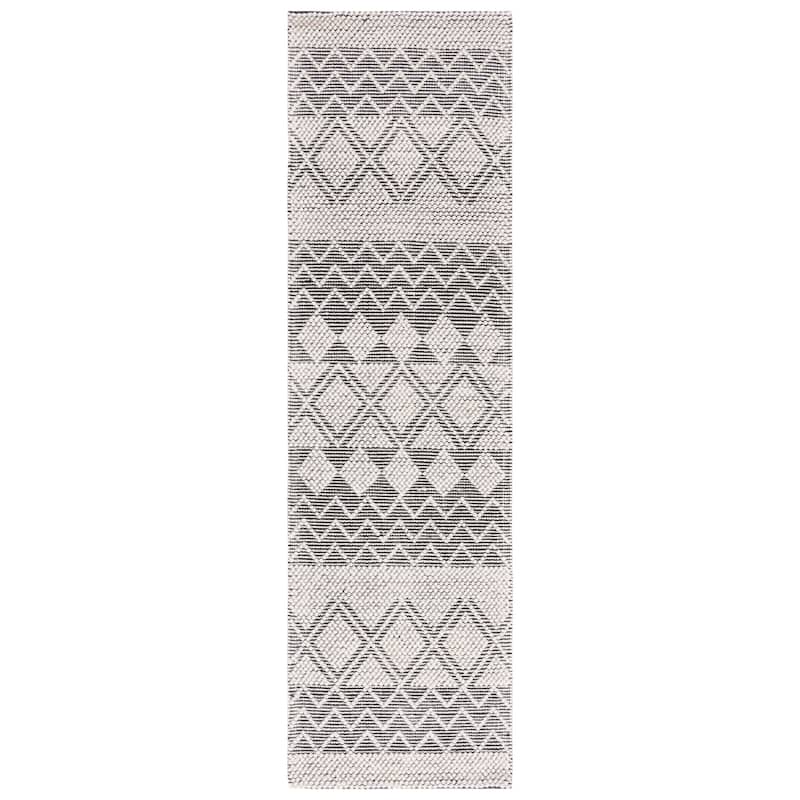 SAFAVIEH Handmade Natura Janica Wool Rug