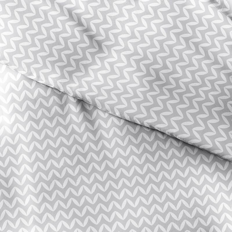 Becky Cameron 3 Piece Puffed Chevron Duvet Cover Set - Light Gray - King