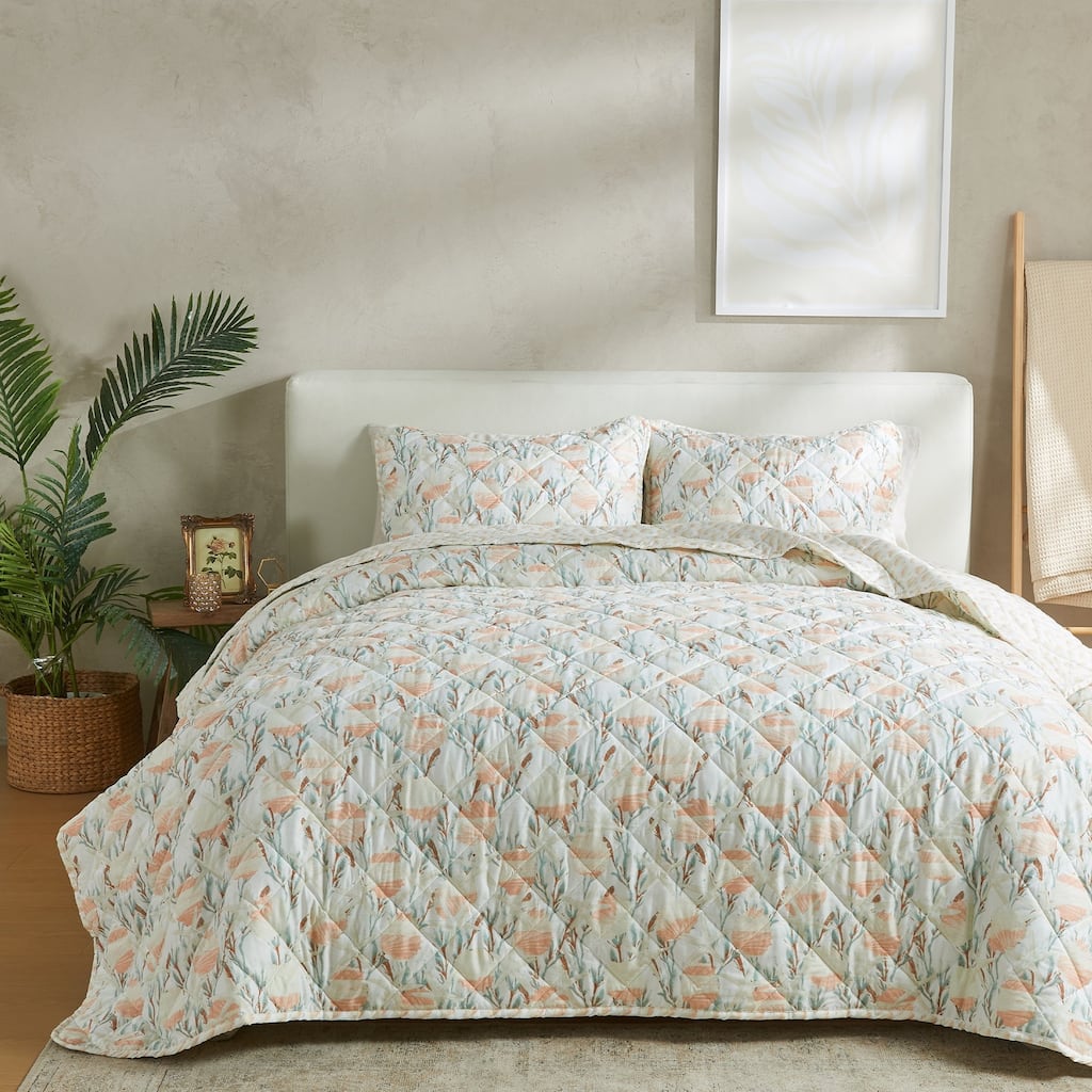 Patina Vie Maison Reversible Vintage Coastal Quilt Set