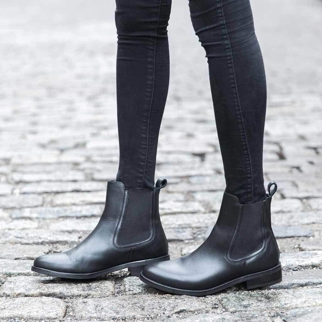 duchess chelsea boot
