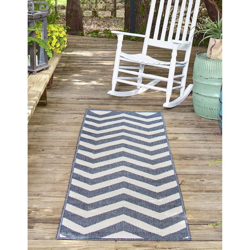 Outdoor Trisha Collection Area Rug - Navy Blue - 2'x8'