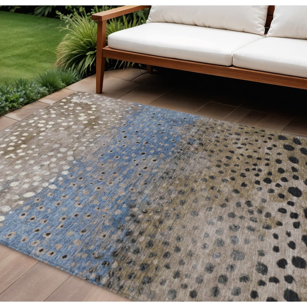 HomeRoots Abstract Transitional Rectangle Outdoor Rug