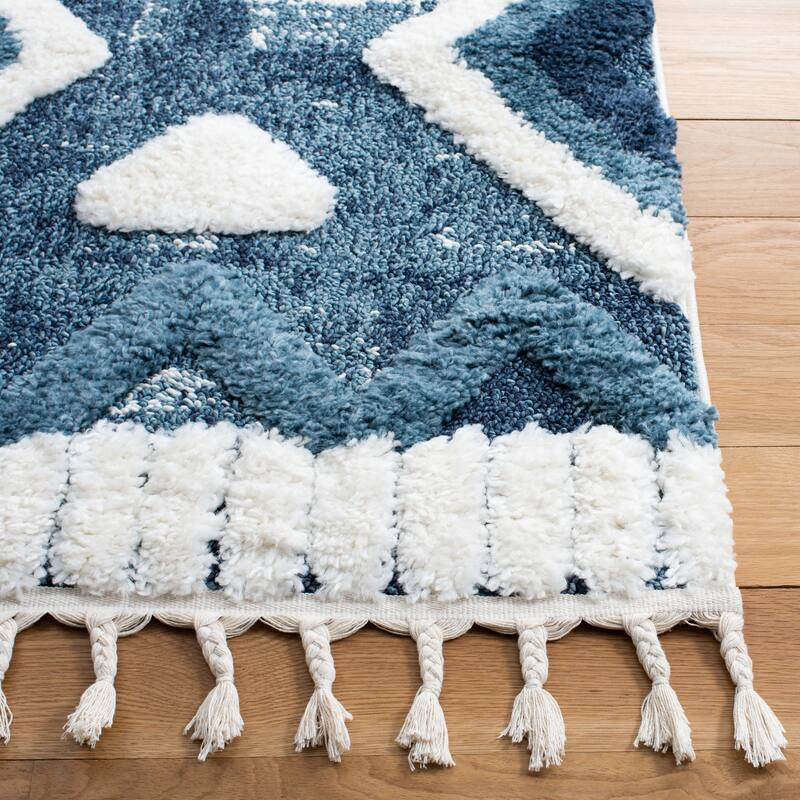 SAFAVIEH Moroccan Tassel Shag Veta 2-inch Thick Rug