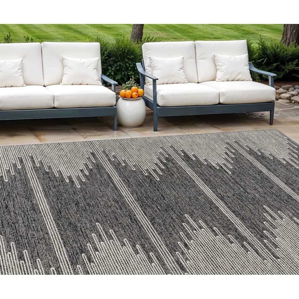HomeRoots Abstract Transitional Rectangle Outdoor Rug