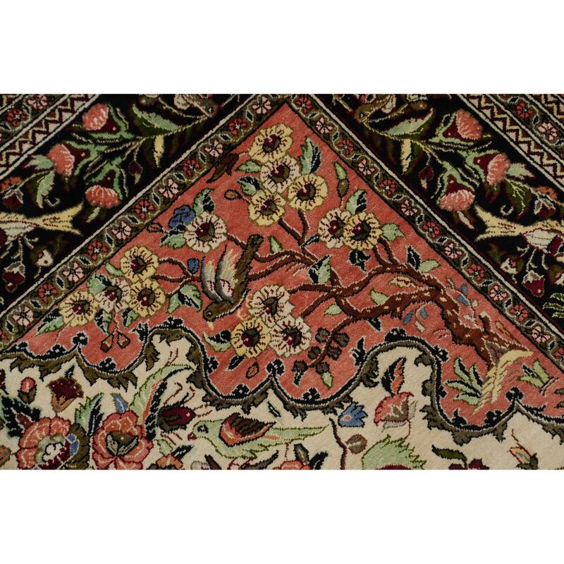 Hand Knotted Oriental 100% Silk Carpet Traditional Floral Beige & Ivories Qum Area Rug - 5' 3'' X 3' 6''