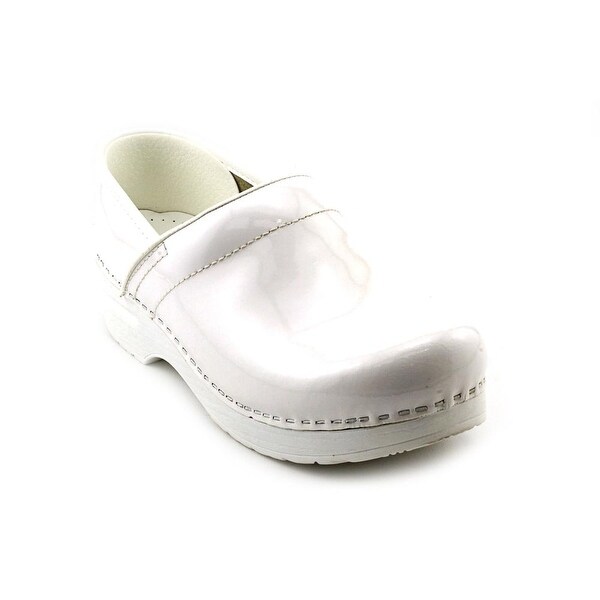 white dansko shoes
