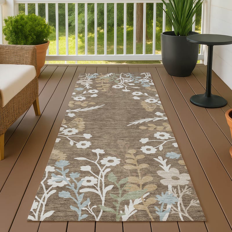 Machine Washable Indoor/ Outdoor Floral Border Chantille Rug - Chocolate - 2'3" x 7'6"
