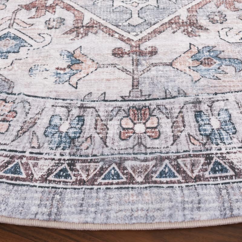 SAFAVIEH Montana Rogelia Oriental Rug