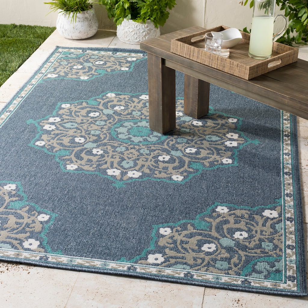 Erminio Medallion Indoor/ Outdoor Runner - 2'3" x 7'9" Runner