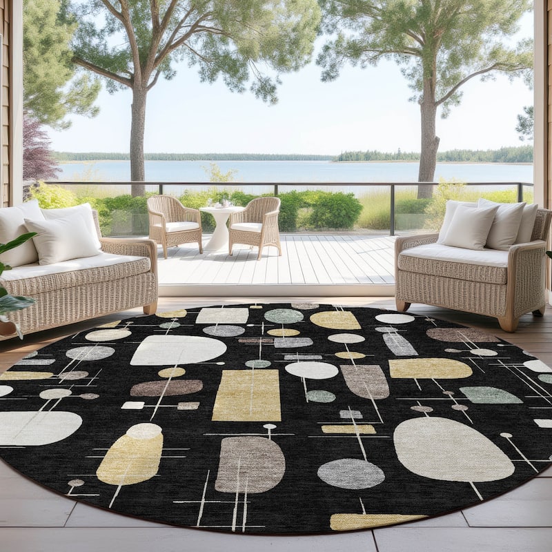 Machine Washable Indoor/ Outdoor Contemporary Fun Chantille Rug - Black - 8' x 8'
