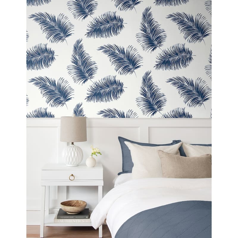 Luxe Haven Tossed Palm Peel and Stick Wallpaper