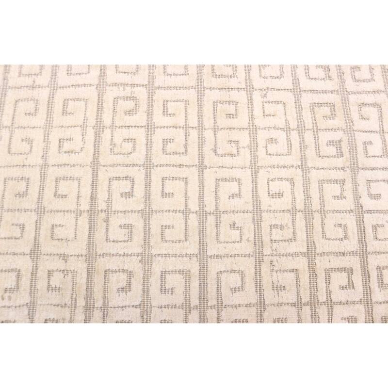 ECARPETGALLERY Hand Loomed Elysian Ivory Rug - 5'1 x 7'11
